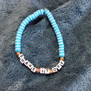 Handmade 1989 album Shake it off inspired Taylor Swift bracelet